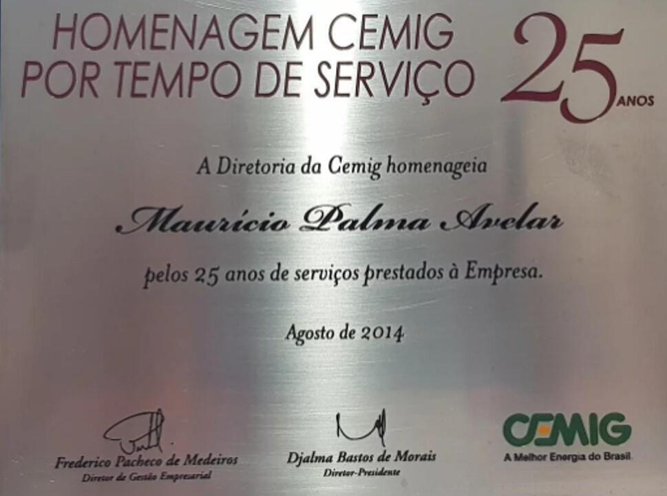 Reconhecimento pelos anos de serviços prestados à Cemig, com experiência em redes e sistemas elétricos.